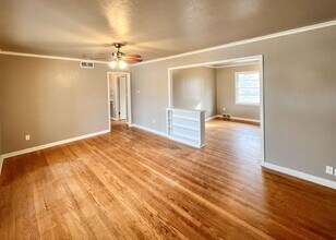 208 E 14th St in Edmond, OK - Building Photo - Building Photo