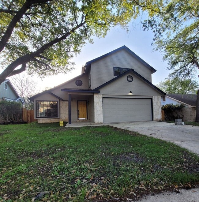 14623 Highland Ridge in San Antonio, TX - Building Photo - Building Photo