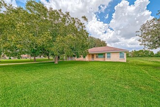 8713 Wayfarer Ln in Houston, TX - Building Photo - Building Photo