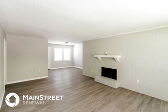 4359 Crescent Park Dr in Memphis, TN - Building Photo - Building Photo