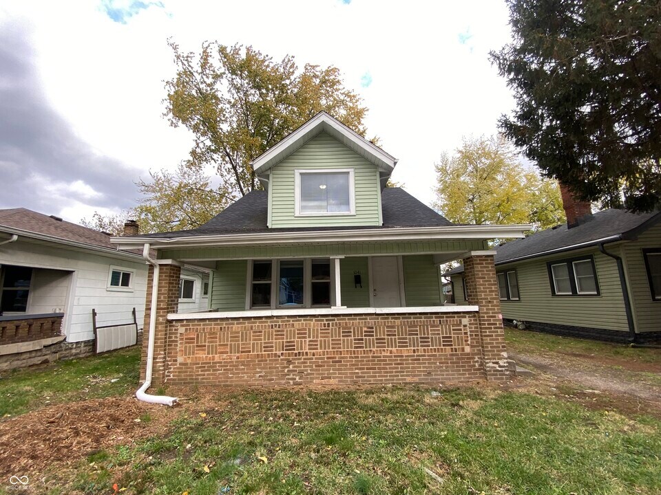 1041 King Ave in Indianapolis, IN - Building Photo