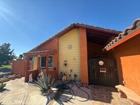 13747 Vellanto Way in Moreno Valley, CA - Building Photo