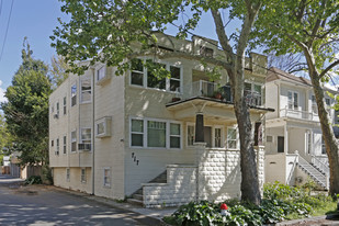 717 17th St Apartments