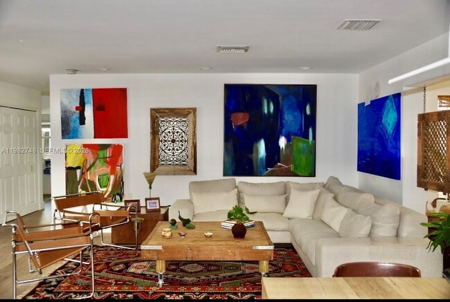 1251 SW 11th Terrace