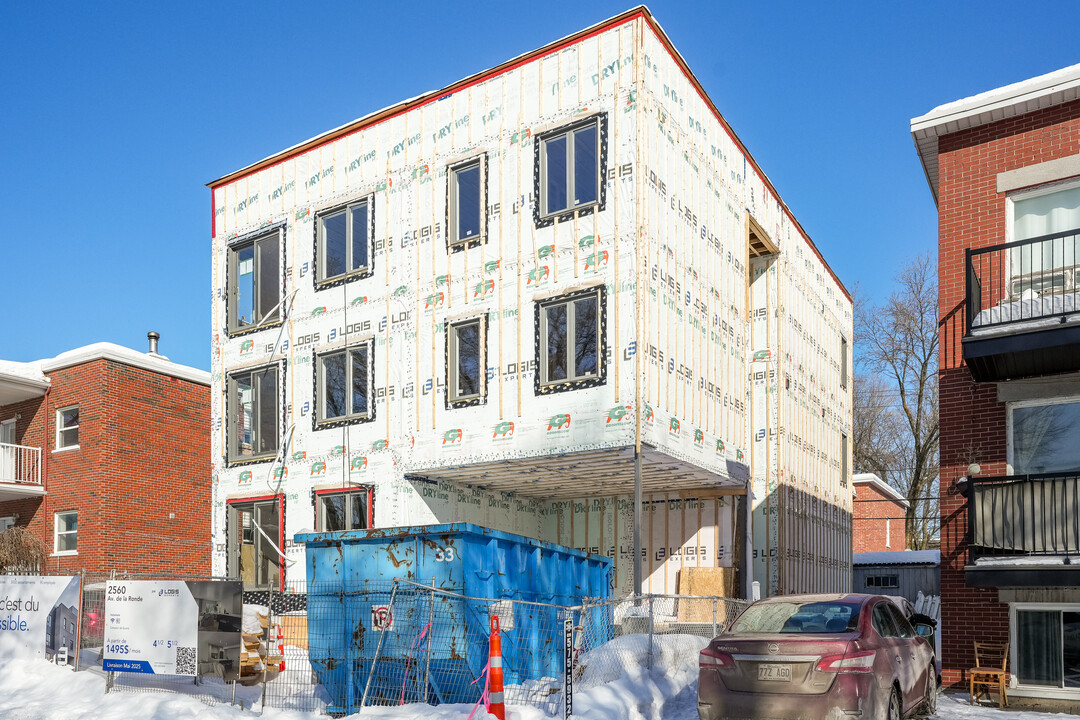 2560 De La Ronde Av in Québec, QC - Building Photo