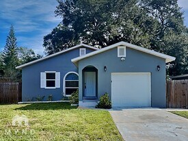 6245 29th Way N in St. Petersburg, FL - Building Photo