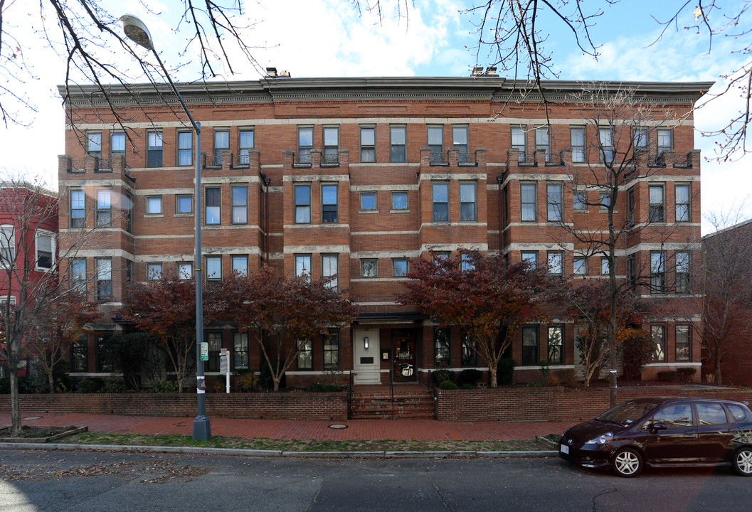 Harrison House in Washington, DC - Building Photo