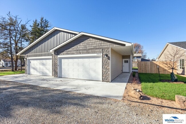 property at 1012-1012 W 55th St S