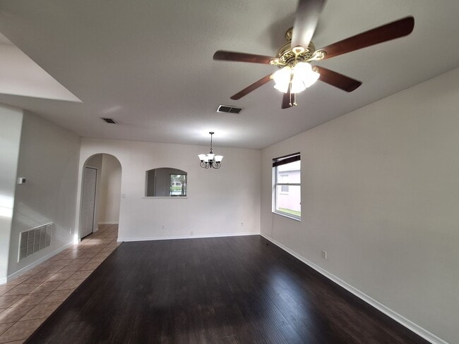 10414 Andover Point Cir in Orlando, FL - Building Photo - Building Photo