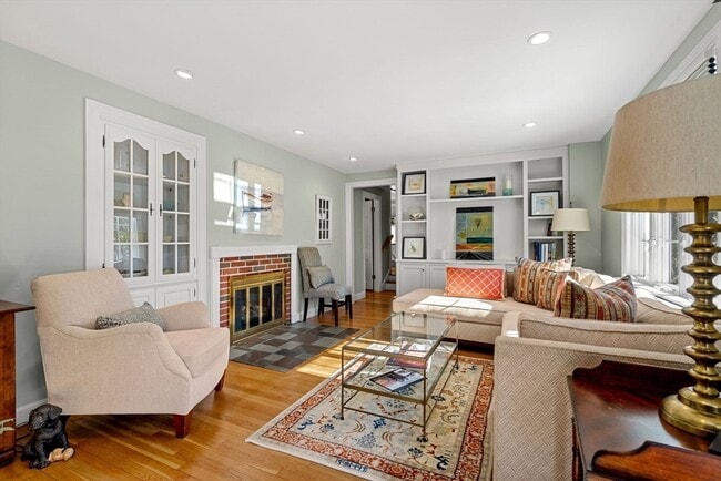 9 Brimblecomb Ave in Marblehead, MA - Building Photo - Building Photo