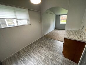 512 Bensyl Ave in Danville, IL - Building Photo - Building Photo