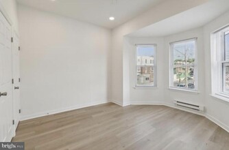 5554 Lansdowne Ave in Philadelphia, PA - Building Photo - Building Photo