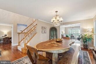 10719 Sugar Meadow Dr in Great Falls, VA - Building Photo - Building Photo