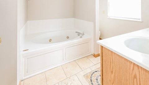 property at 3044 Kings Realm Ave