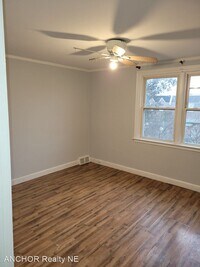 6262 Gillespie St photo'