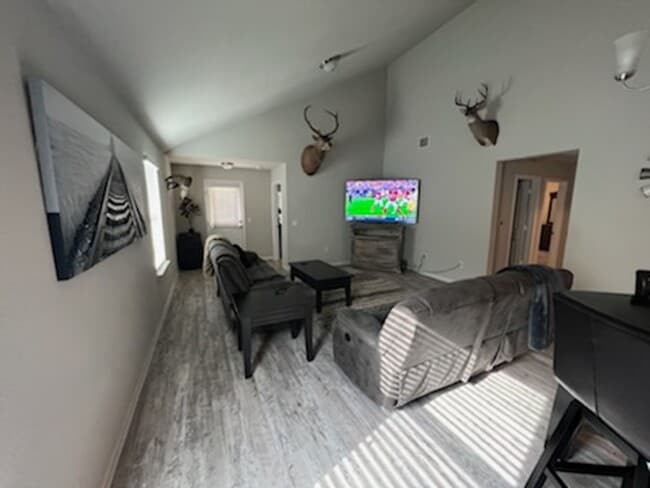413 Lewisville Ln in Leander, TX - Building Photo - Building Photo