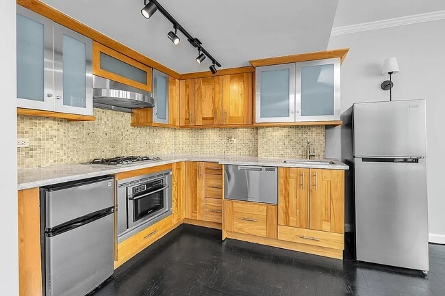 62 W 62nd St, Unit 14C in New York, NY - Foto de edificio - Building Photo