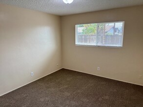 3312 N Chester Ave, Unit C in Bakersfield, CA - Building Photo - Building Photo
