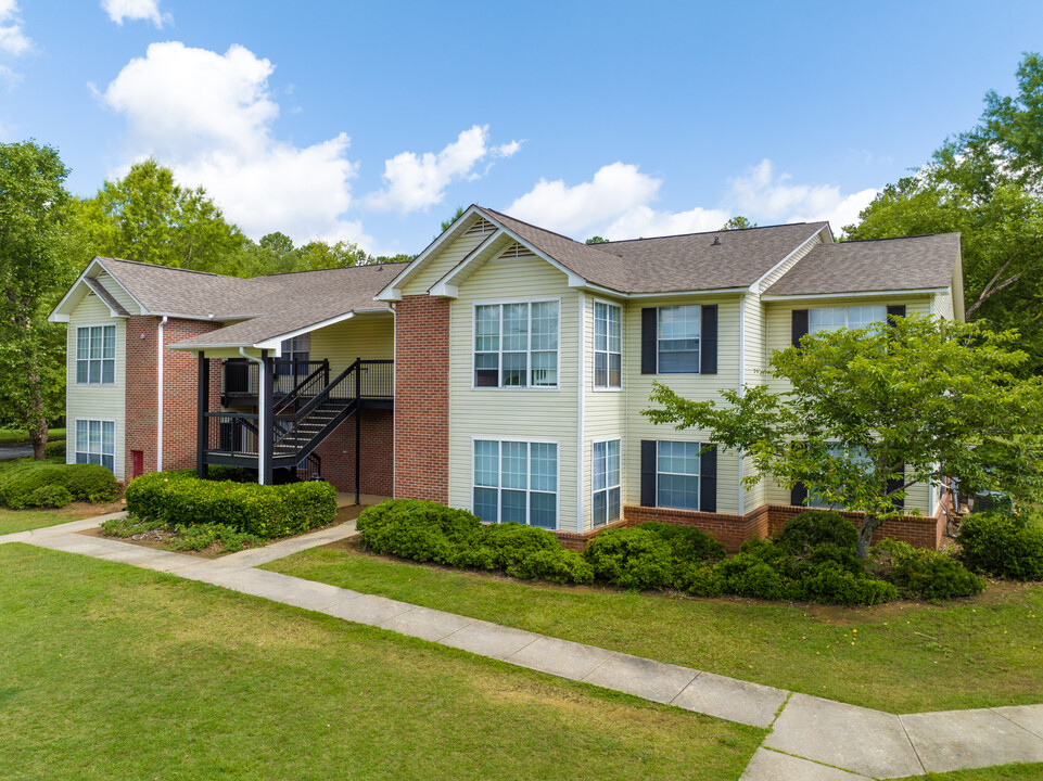 The Groves Lithonia in Lithonia, GA - Foto de edificio