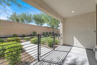 3621 Arcadian Sea St in Las Vegas, NV - Foto de edificio - Building Photo