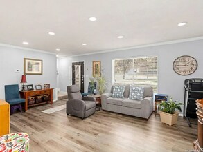 16514 Springhill Dr in San Antonio, TX - Building Photo - Building Photo