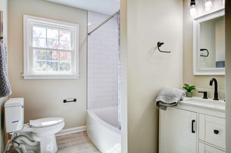 4523 W Montague Ave in North Charleston, SC - Building Photo - Building Photo