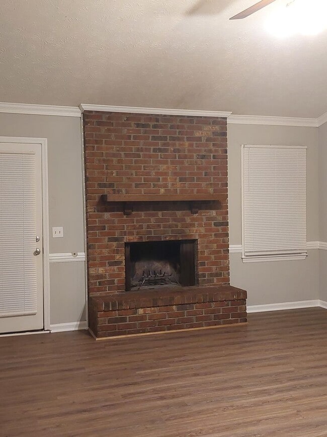 property at 3062 Viking Dr