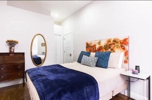 288 Hendrix St, Unit Master Suite in Brooklyn, NY - Building Photo