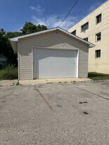 347 W Grand Ave in Beloit, WI - Building Photo