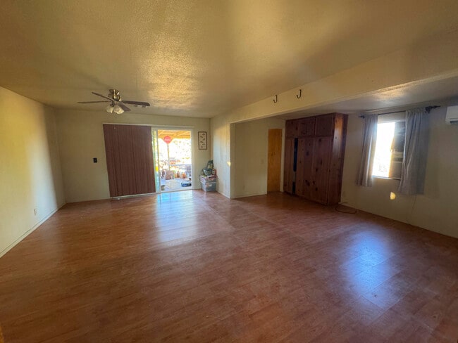 57220 Spencer Rd in Yucca Valley, CA - Building Photo - Building Photo