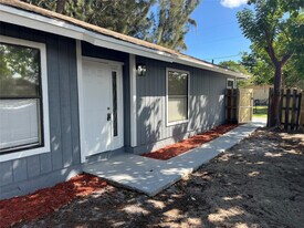 500 NE 34th St in Pompano Beach, FL - Building Photo