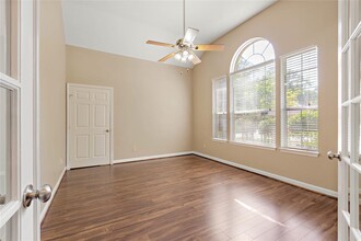 54 S Summer Cloud Dr in Spring, TX - Building Photo - Building Photo