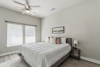 314 W Cevallos in San Antonio, TX - Foto de edificio - Building Photo