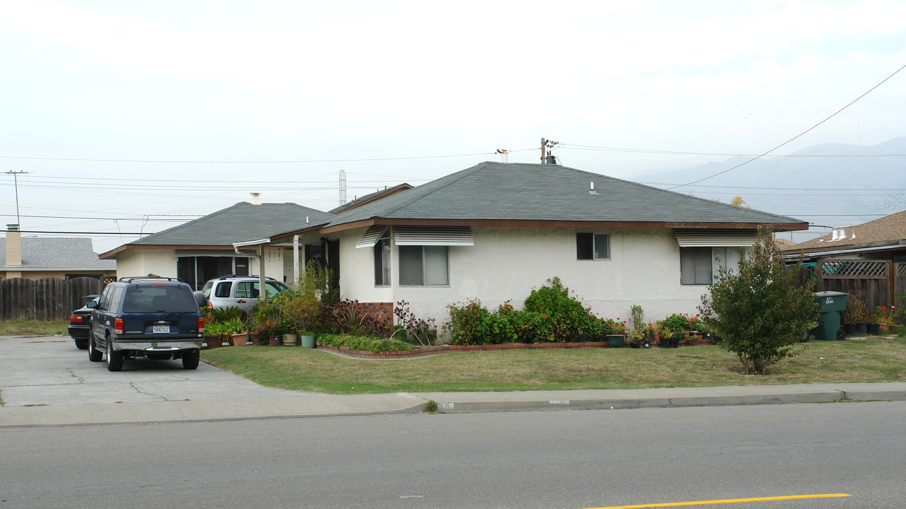 137-139 Marylinn Dr in Milpitas, CA - Building Photo