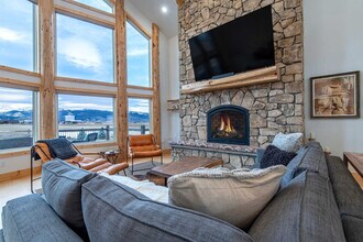 4535 Roxanne St in Tetonia, ID - Building Photo - Building Photo