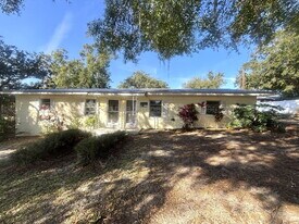 842 Lake Ave in Clermont, FL - Building Photo