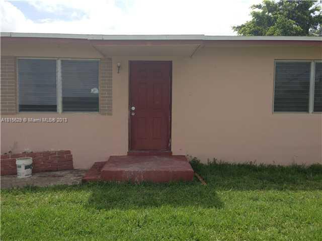 6235 Dawson St in Hollywood, FL - Foto de edificio - Building Photo