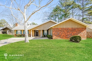 238 Lancaster Ct in Brandon, MS - Building Photo