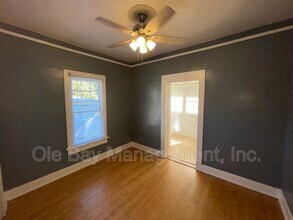 2153 Dauphin St in Mobile, AL - Building Photo - Building Photo
