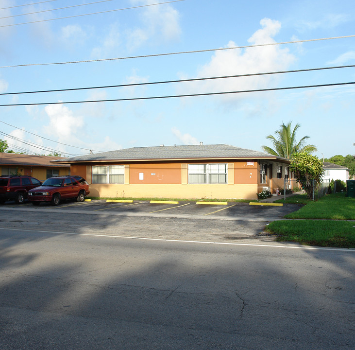 1795 NW 55th Ave in Fort Lauderdale, FL - Building Photo