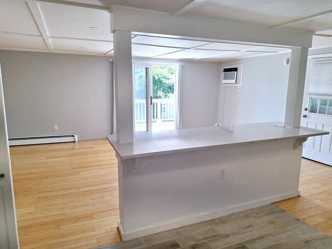 2 B Filias Cir in Manchester by the Sea, MA - Building Photo - Building Photo