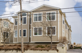 215 Beachfront in Manasquan, NJ - Building Photo - Building Photo