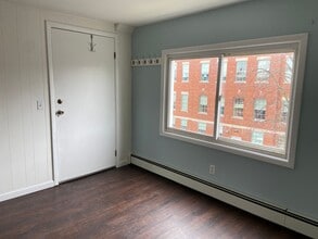181 Jersey St in Buffalo, NY - Building Photo - Building Photo
