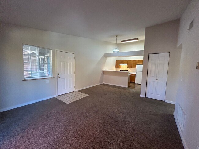 1225 W Prospect Rd in Fort Collins, CO - Building Photo - Building Photo