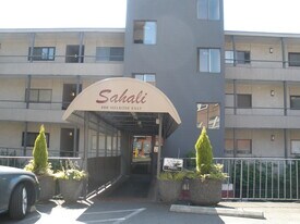 400 Melrose Ave E in Seattle, WA - Building Photo