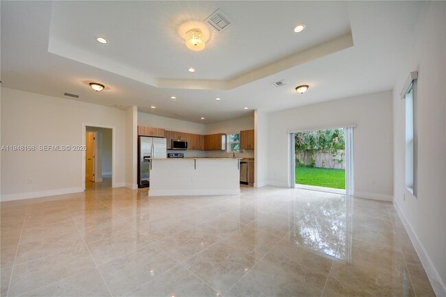 709 SW 3rd St in Dania Beach, FL - Building Photo - Building Photo