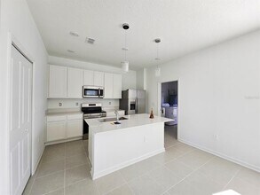 5828 Meditation Dr in Clermont, FL - Building Photo - Building Photo