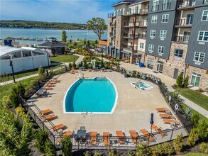 205 Lakeshore Dr in Canandaigua, NY - Building Photo - Building Photo