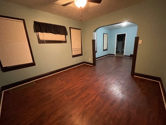 544 Brown St in Akron, OH - Building Photo - Building Photo