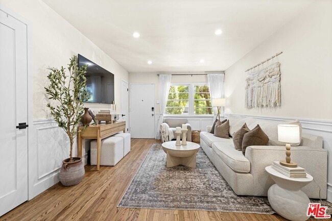 1325 Washington Ave in Santa Monica, CA - Building Photo - Building Photo